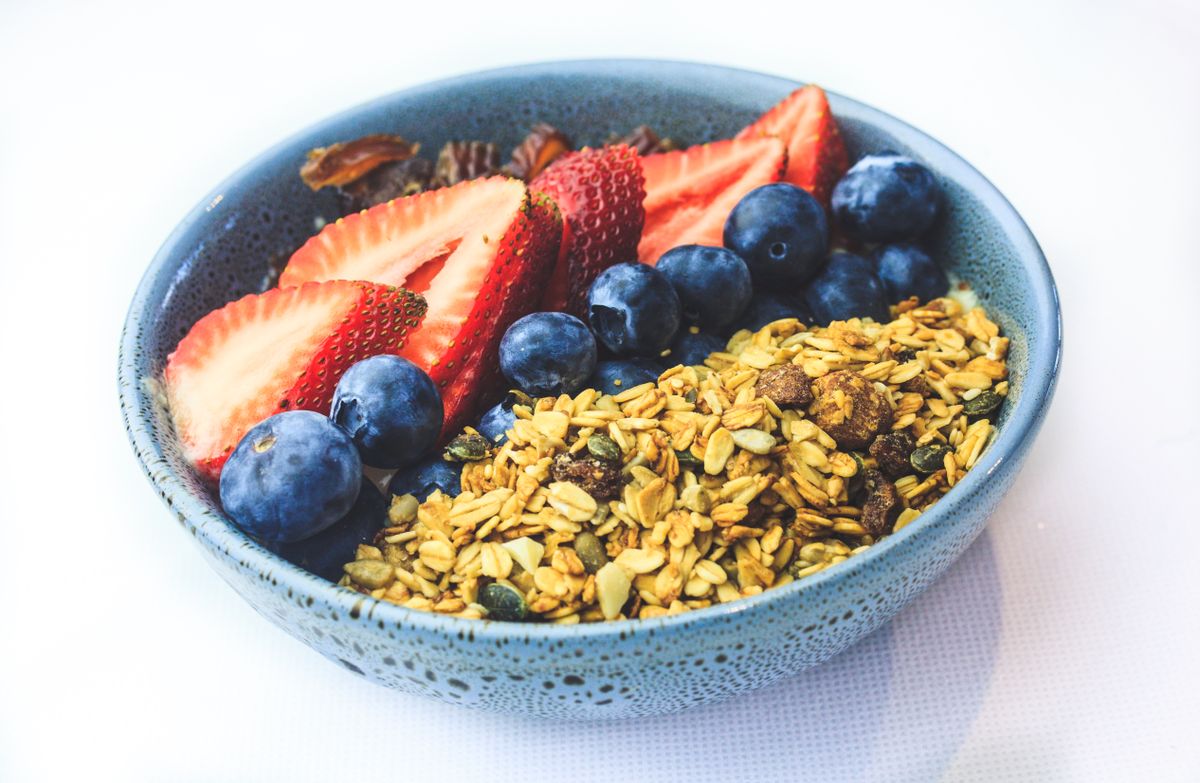 Desayunos a granel: avena, granola y porridge para toda la semana